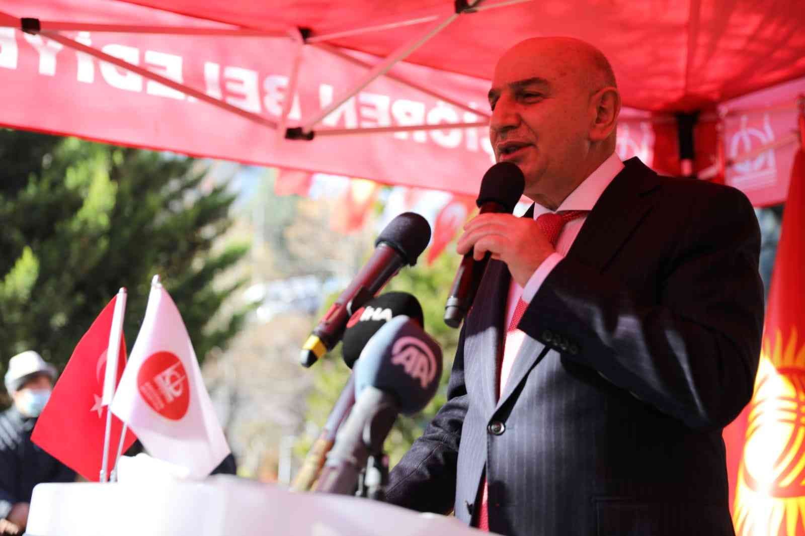 Cengiz Aytmatov’un 93. doğum günü Keçiören’de kutlandı #ankara