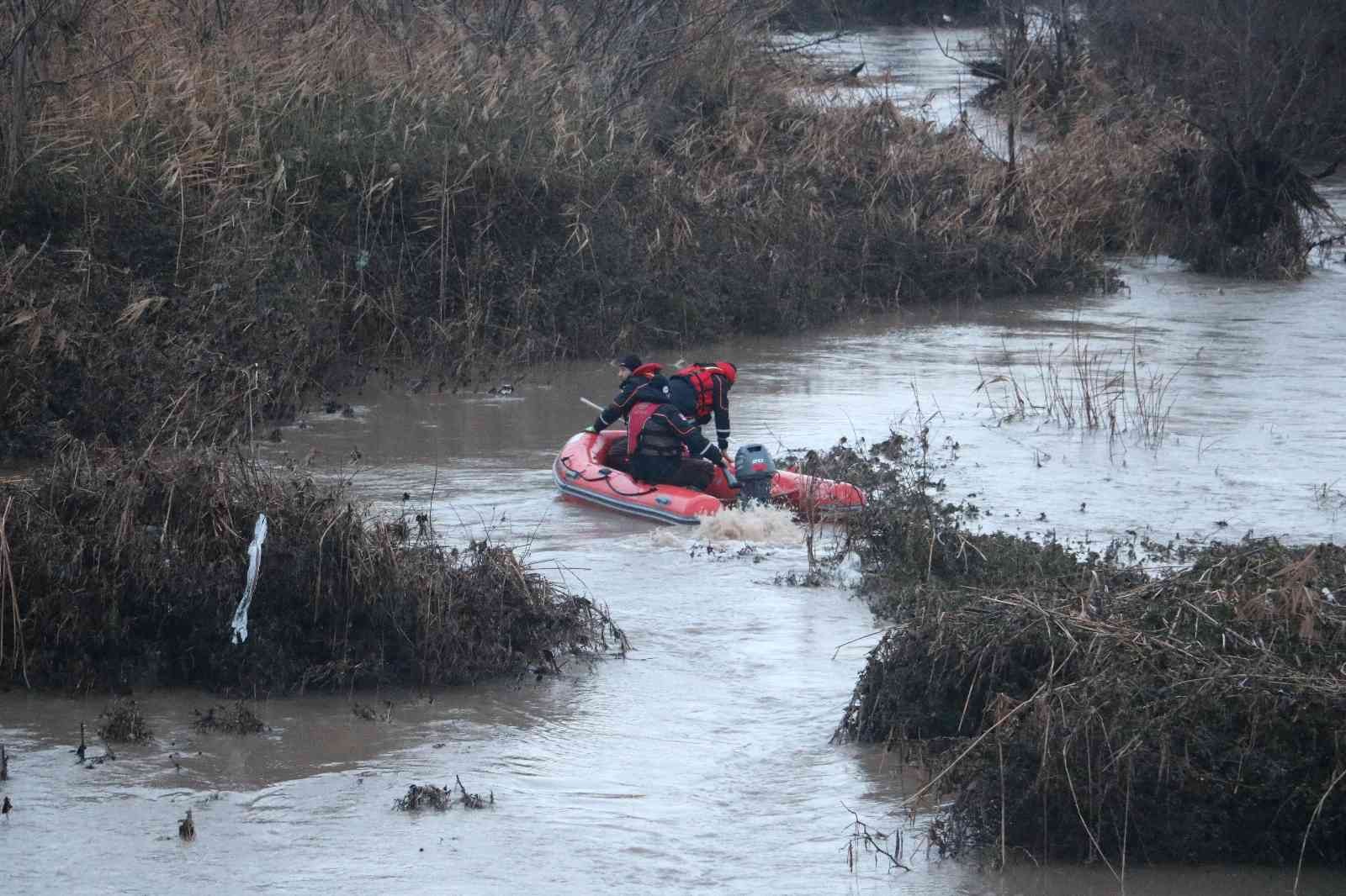 Edirne’de sel felaketi, metrekareye 125 kilogram yağış düştü #edirne