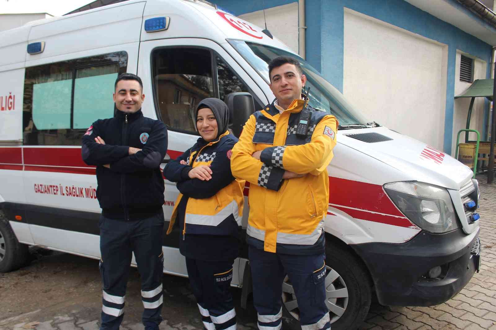 Acil Sağlık ekipleri, yaşamla ölüm arasındaki ince çizgide zamanla yarışıyor #gaziantep