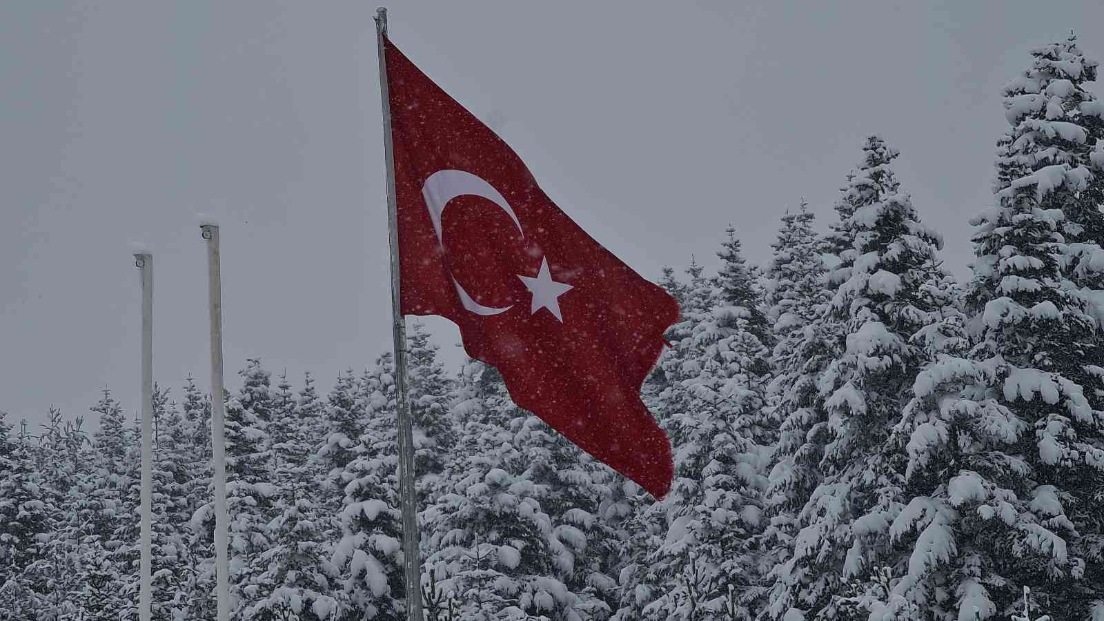Kar Ankara’nın kapısına dayandı #bolu