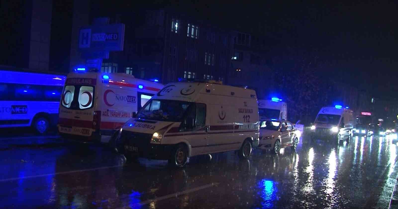 Başkent’te özel bir hastanede çıkan yangın nedeniyle 17 hasta tahliye edildi #ankara