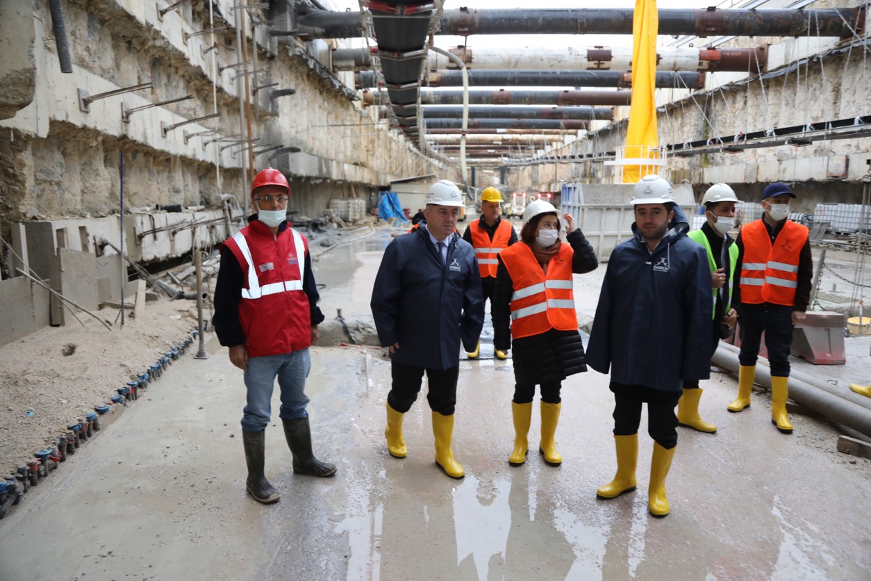 Başkan Bıyık, metro inşaatını inceledi #kocaeli