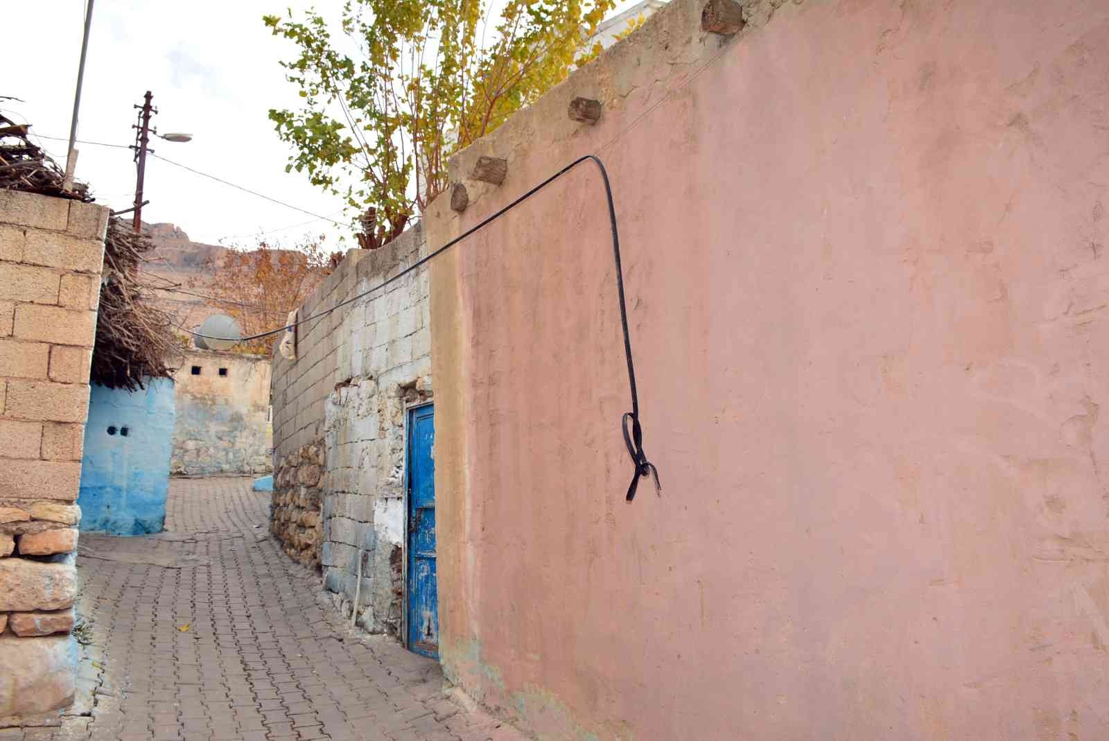 Mardin’de internet kablosu hırsızları için  mahalleli nöbette