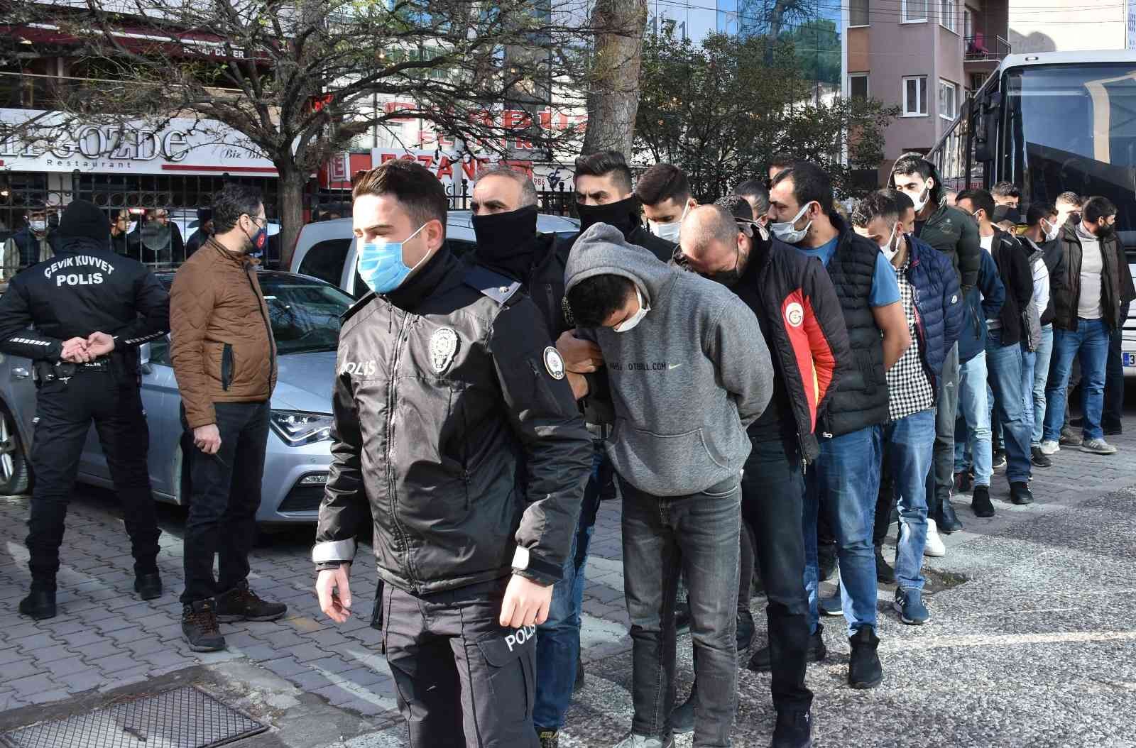 İzmir merkezli uyuşturucu operasyonunda 28 tutuklama #izmir