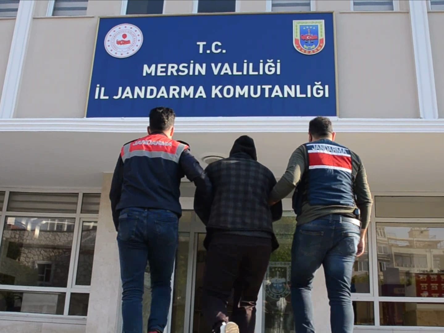 Mersin’de DEAŞ operasyonu: 1 gözaltı #mersin