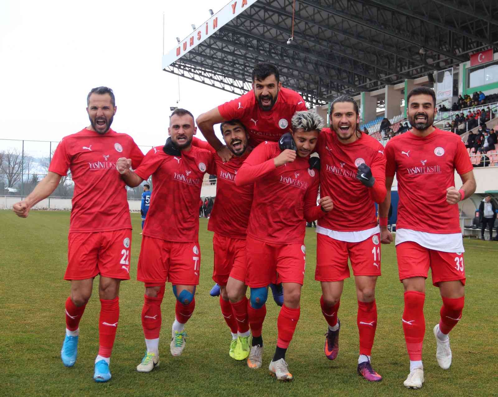 TFF 2 Lig Sivas Belediyespor 3 Ergene Velimeşespor 1 Sivas  