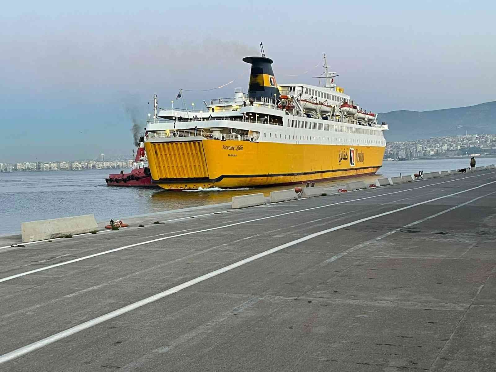 İzmir’e Libya’dan ikinci yolcu gemisi geldi #izmir