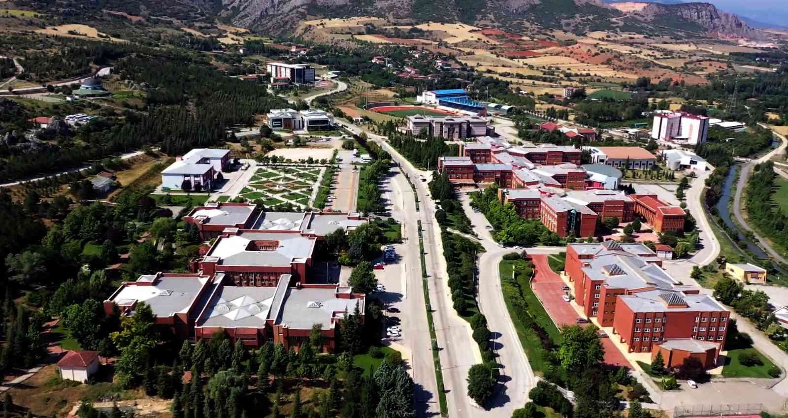 TOGÜ, devlet üniversiteleri arasında 15. oldu #tokat