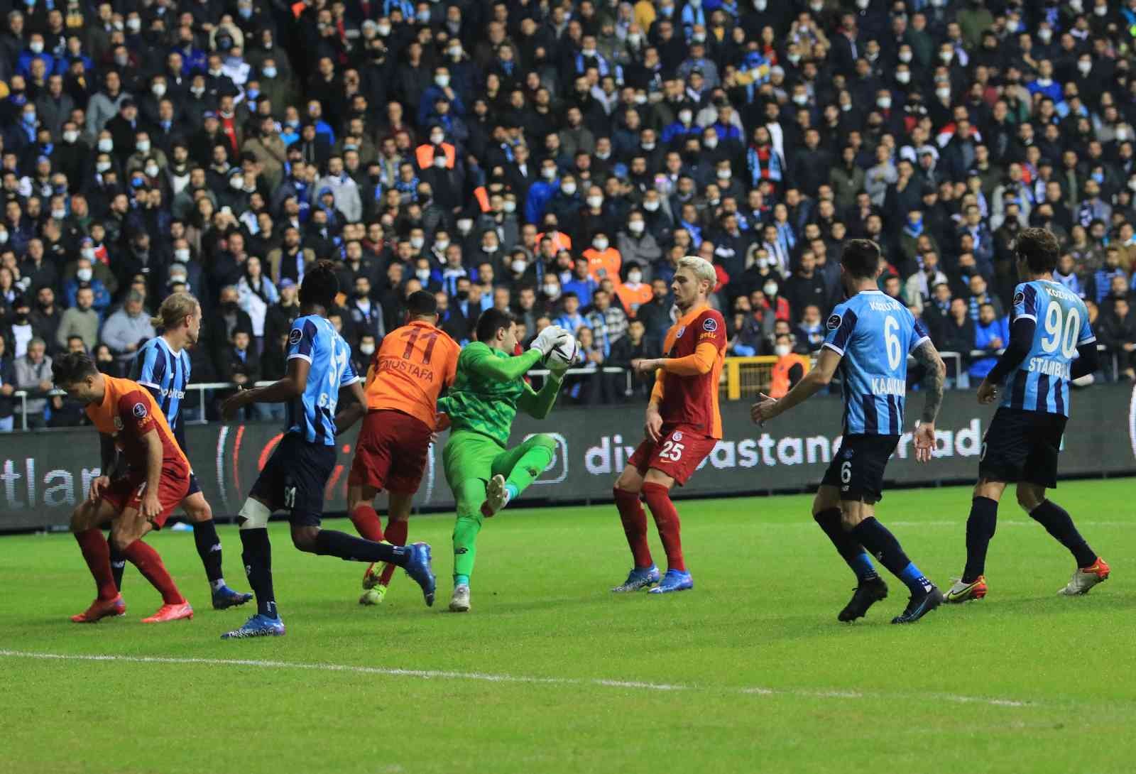 Spor Toto Süper Lig: Adana Demirspor: 0 - Galatasaray: 0 (İlk yarı) #adana