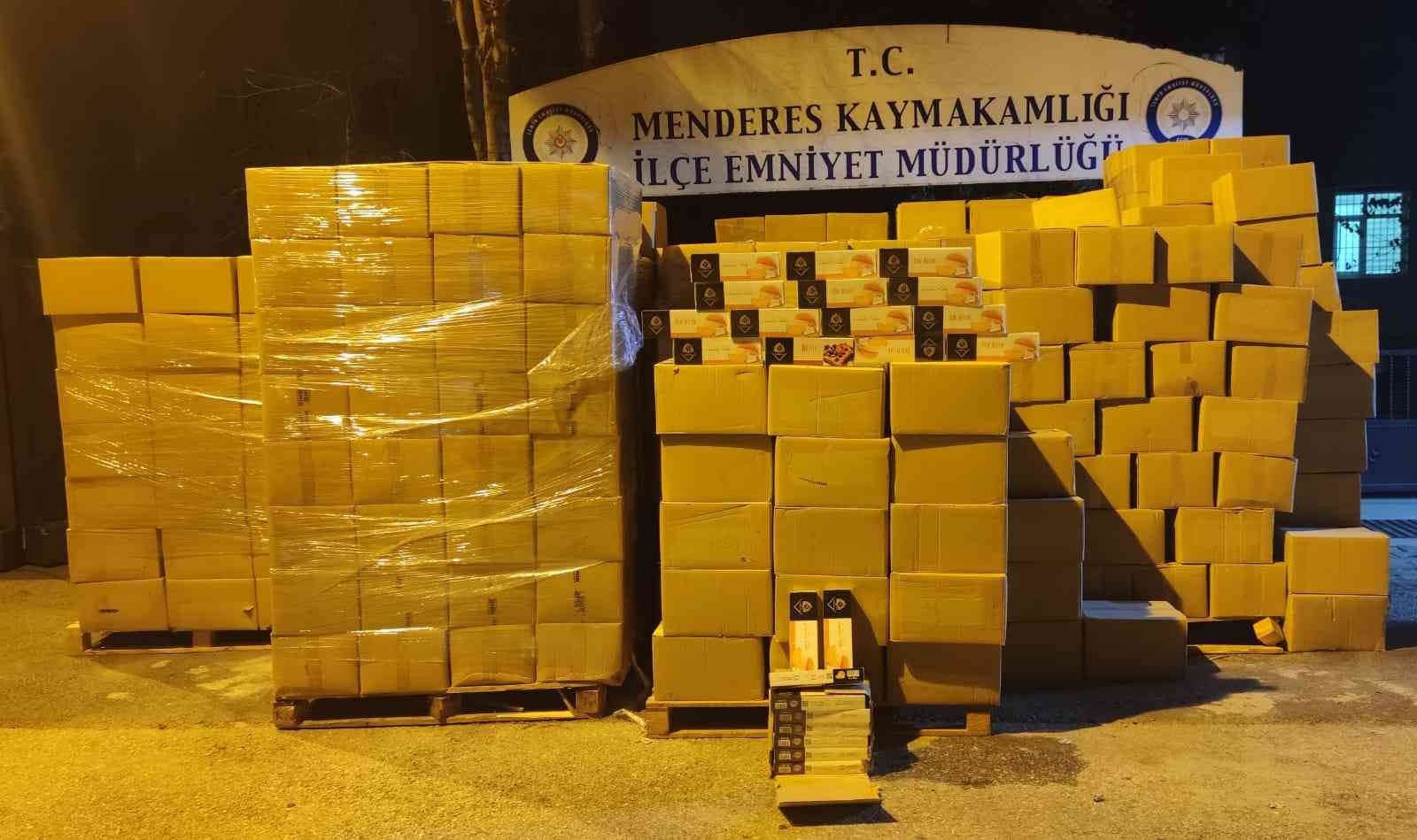 İzmir’de 4 milyon lira değerinde 10 ton kaçak tütün ele geçirildi