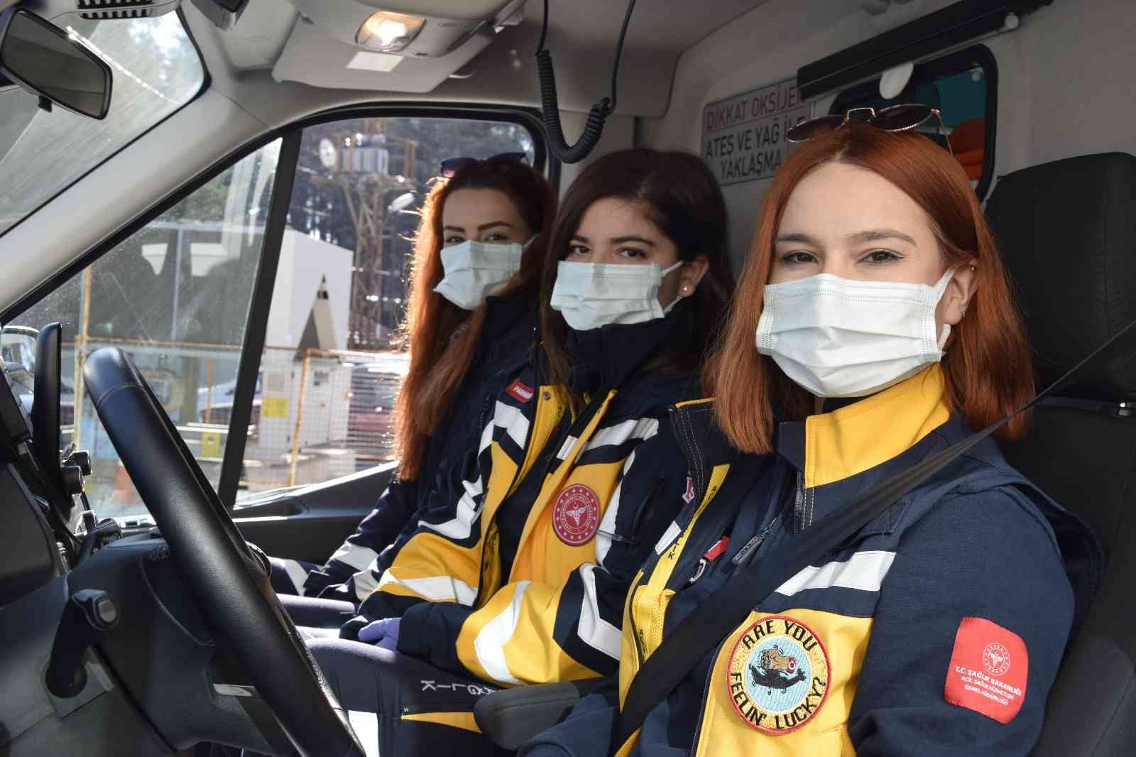 Acil tıp teknisyeni kadınlar saniyelerle yarışarak can kurtarıyor #burdur
