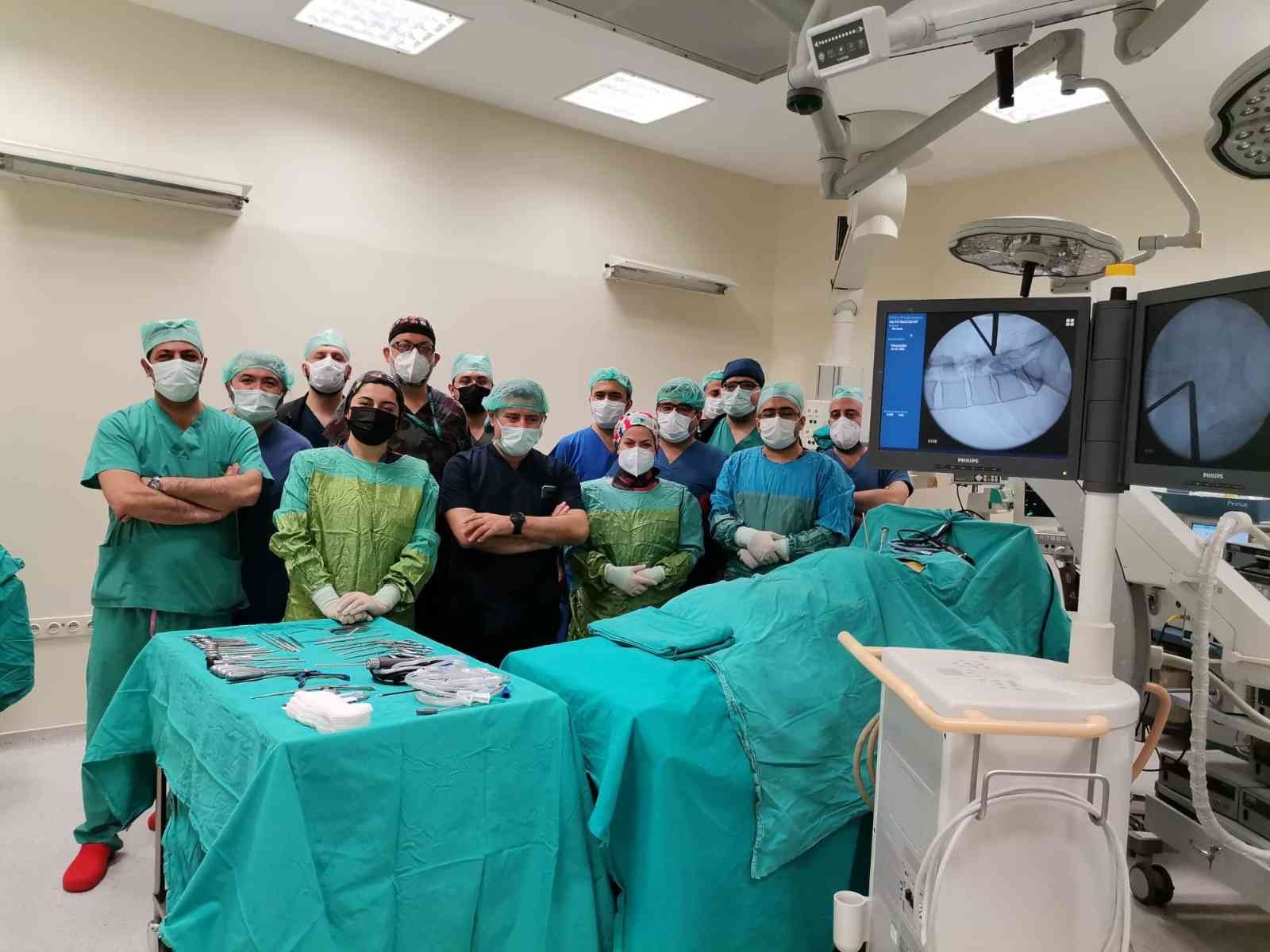 İki Portallı Kapalı Endoskopik Ameliyat tekniği Kahramanmaraş’ta uygulanmaya başlandı #kahramanmaras