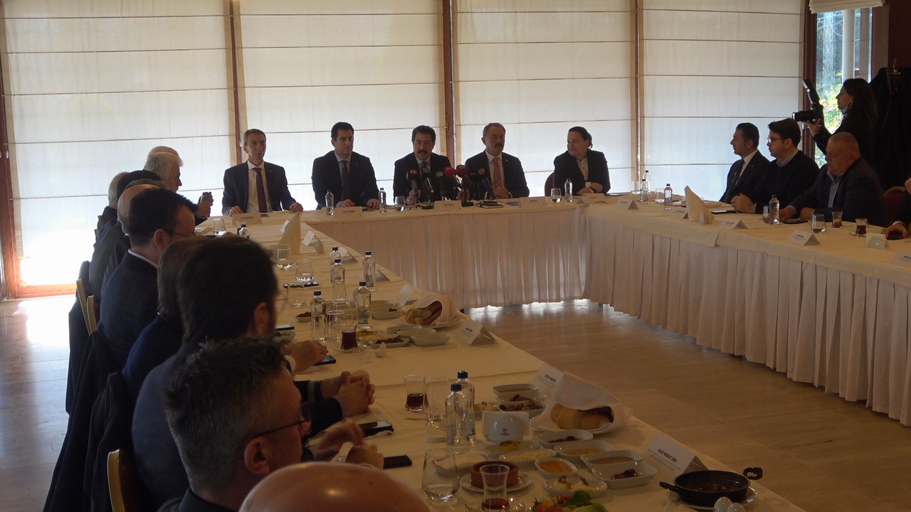 Denizli AK Parti yeni Türkiye ekonomi modelini oda ve STK’lara anlattı #denizli
