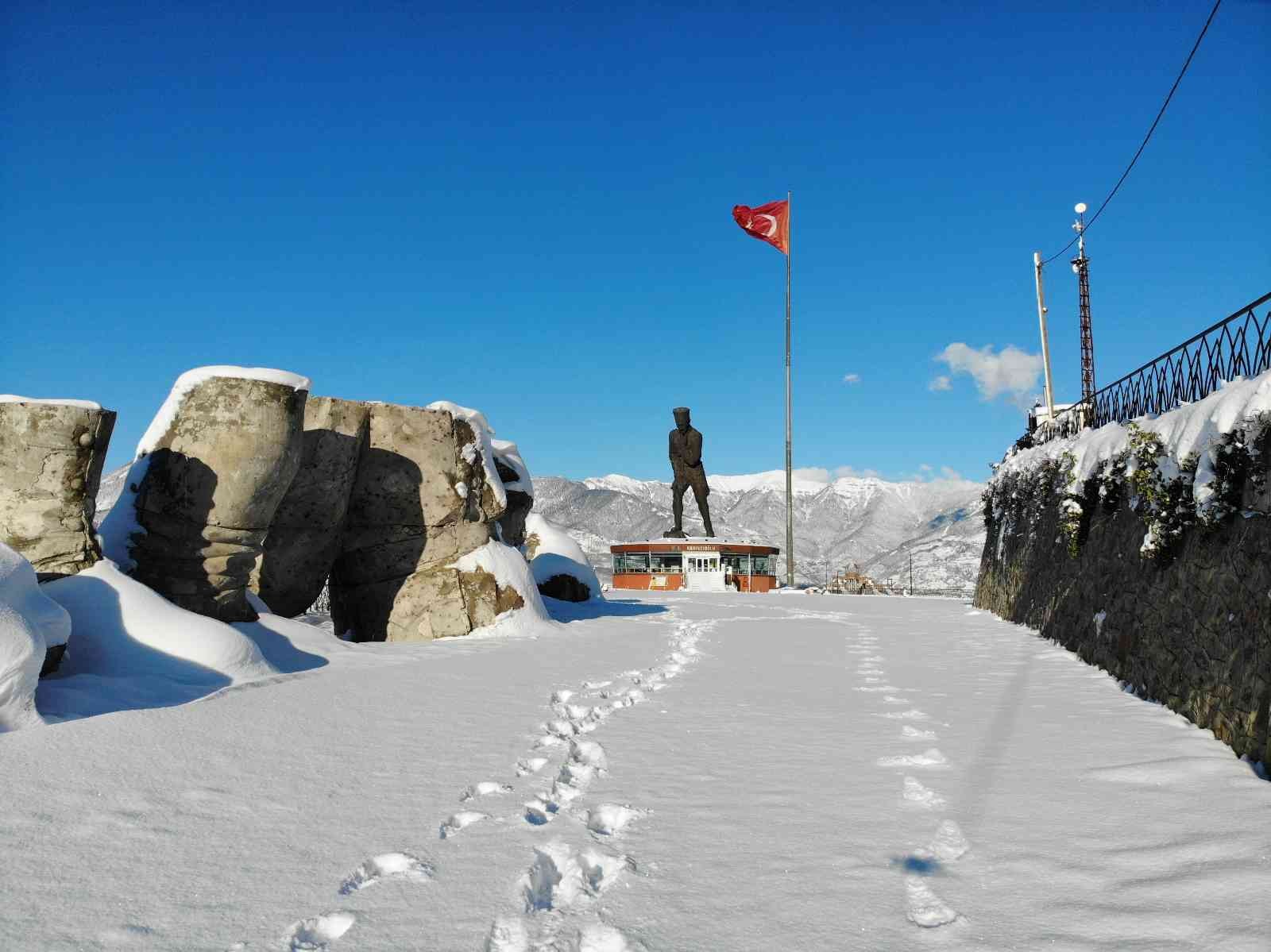 Türkiye’nin en büyük Atatürk heykelinden kış manzaraları #artvin