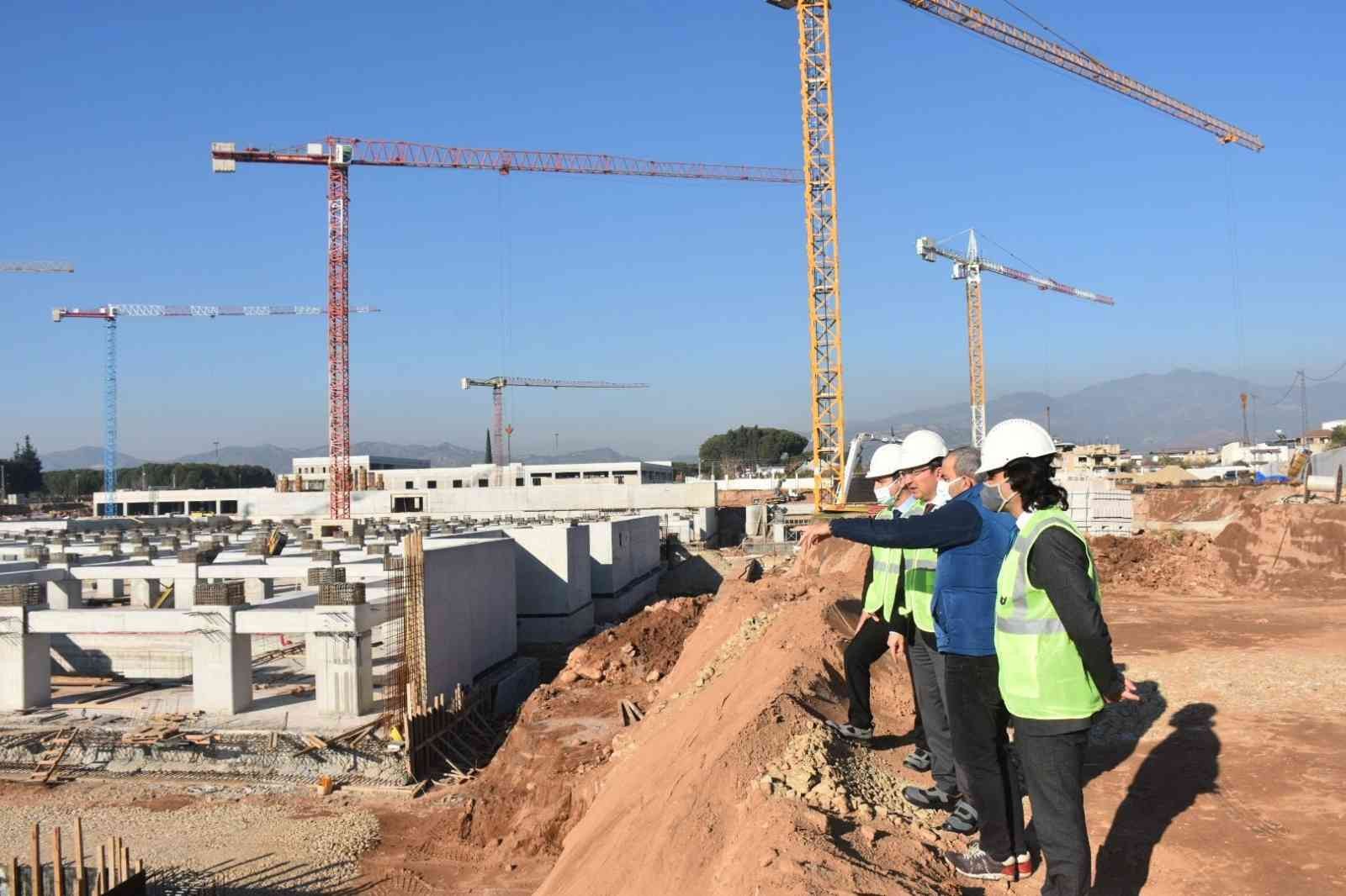 Vali Yardımcısı Şahin Şehir Hastanesi inşaatında incelemelerde bulundu #aydin