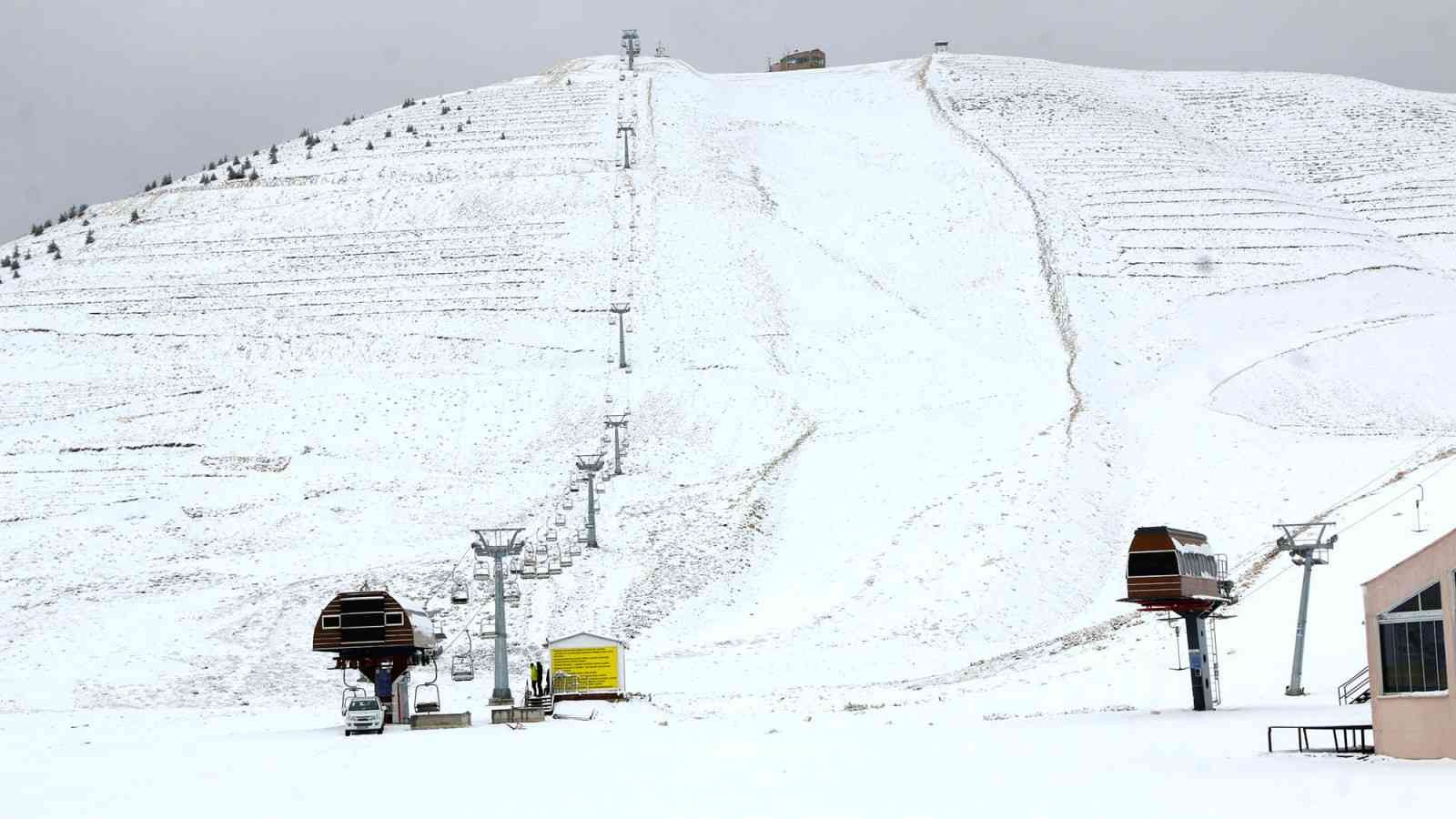 Yedikuyular kayak merkezinin 500 bin kişiyi ağırlaması bekleniyor #kahramanmaras