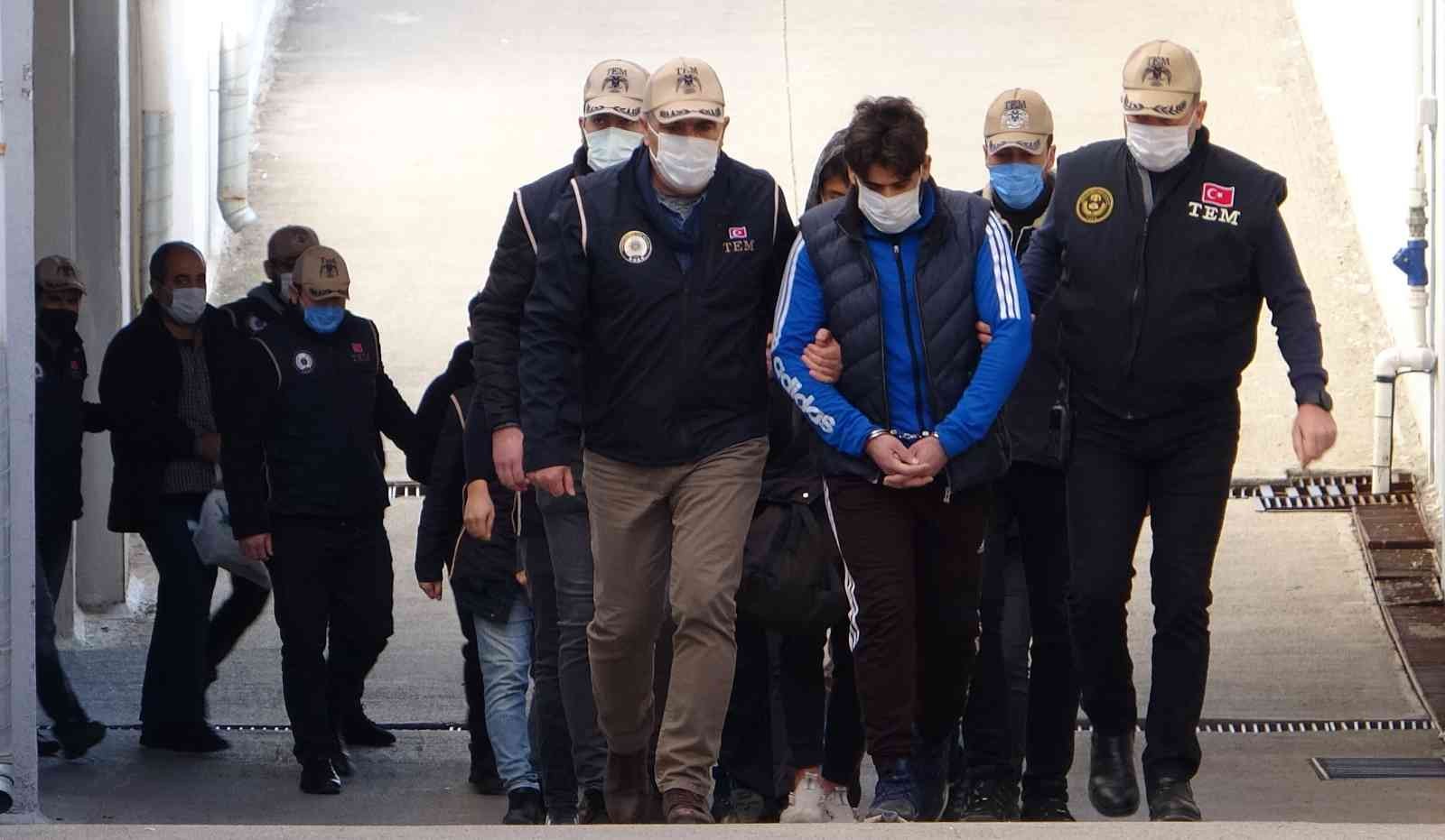 13 DEAŞ’lı adliyeye sevk edildi #adana