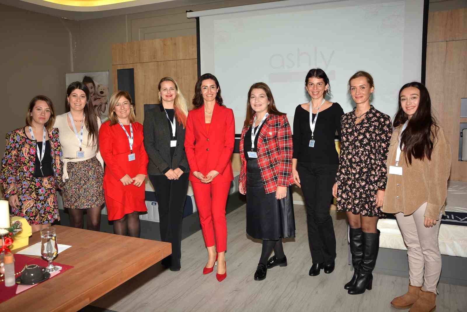 Kadın girişimciler işbirliği için buluştu #izmir