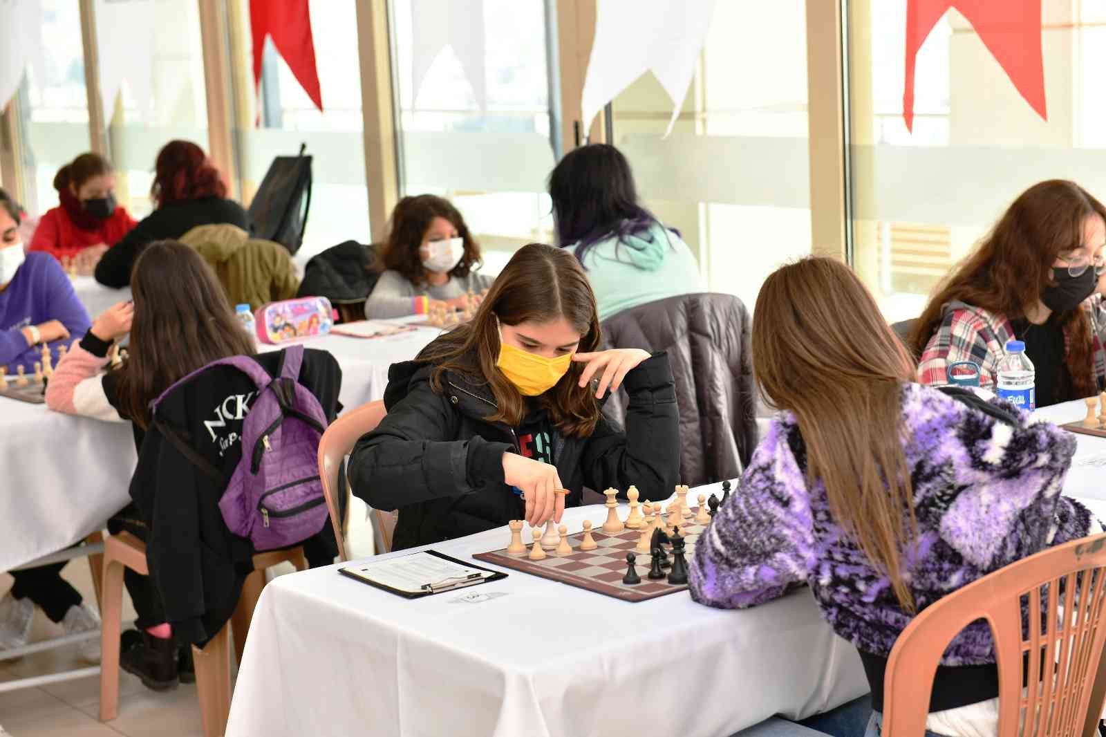 Çiğli’de satranç turnuvası sona erdi #izmir