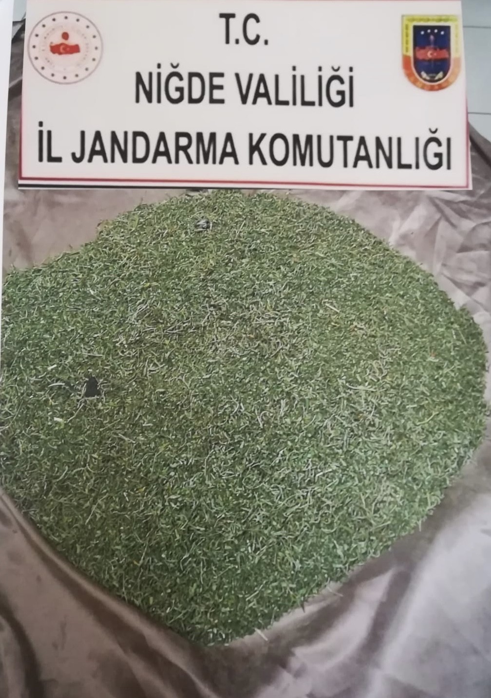 Niğde’de 4 kilo esrar ele geçirildi #nigde