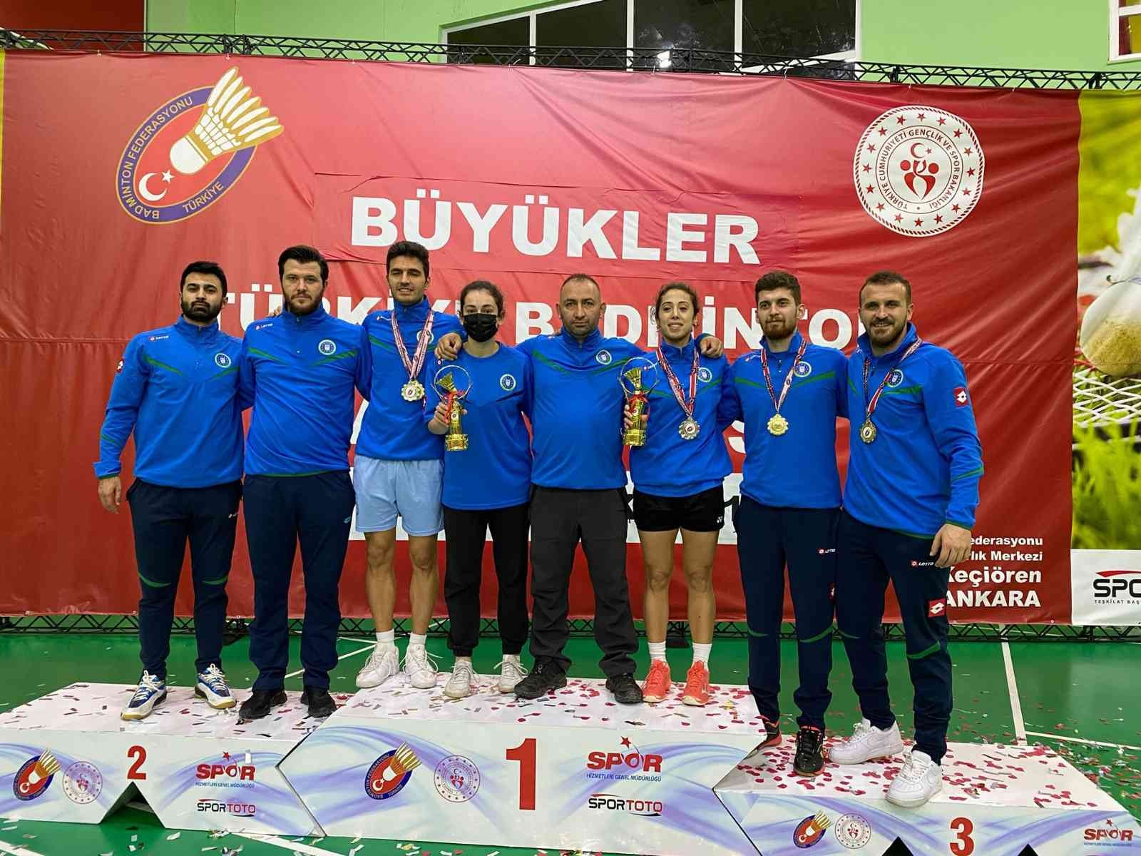 Badmintonda Bursa Büyükşehir Belediyespor fırtınası #bursa