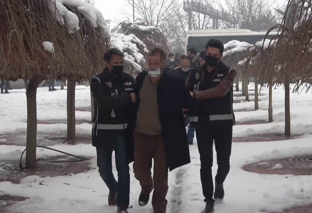 Konya’da Tırpan operasyonunda 9 kişi tutuklandı #konya
