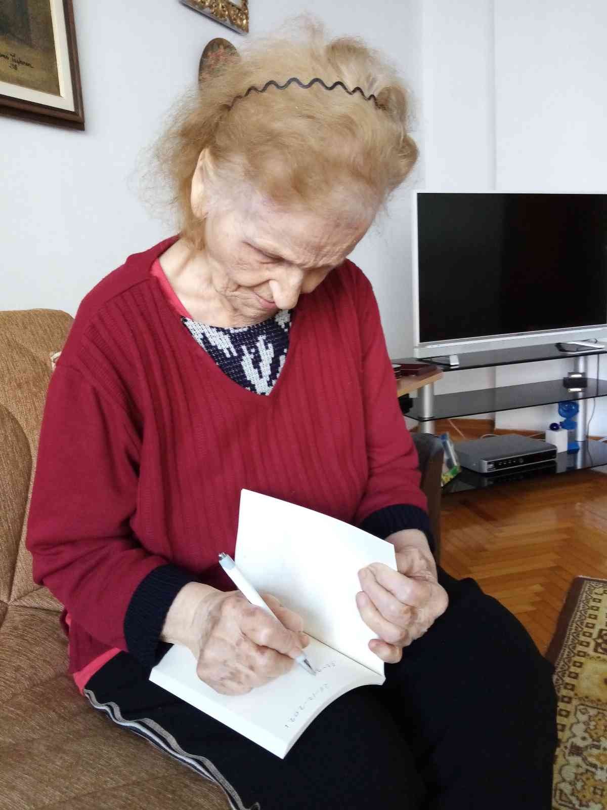 95 yaşında on sekizinci kitabını yazdı #balikesir