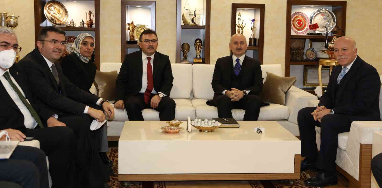Ulaştırma ve Altyapı Bakanı Karaismailoğlu’ndan Büyükşehir’e ziyaret #erzurum
