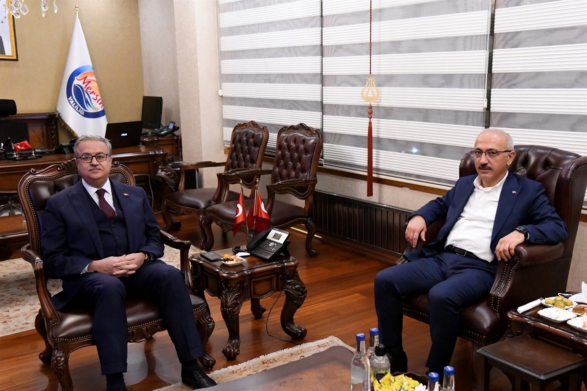 Hazine ve Maliye Eski Bakanı Lütfi Elvan, Vali Su’yu ziyaret etti #mersin
