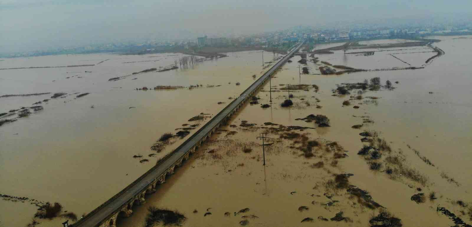 Sel sonrası Ergene’de korkutan yükseliş: Nehrin debisi 10 kat arttı #edirne