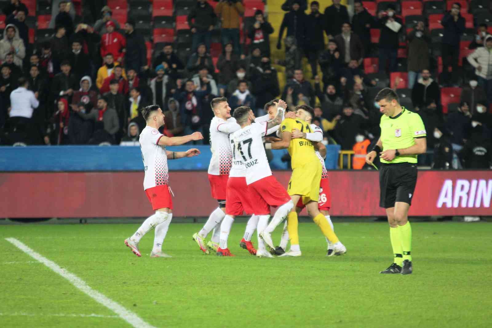 Ziraat Türkiye Kupası: Gaziantep FK: 1 - Bursaspor: 1 #gaziantep