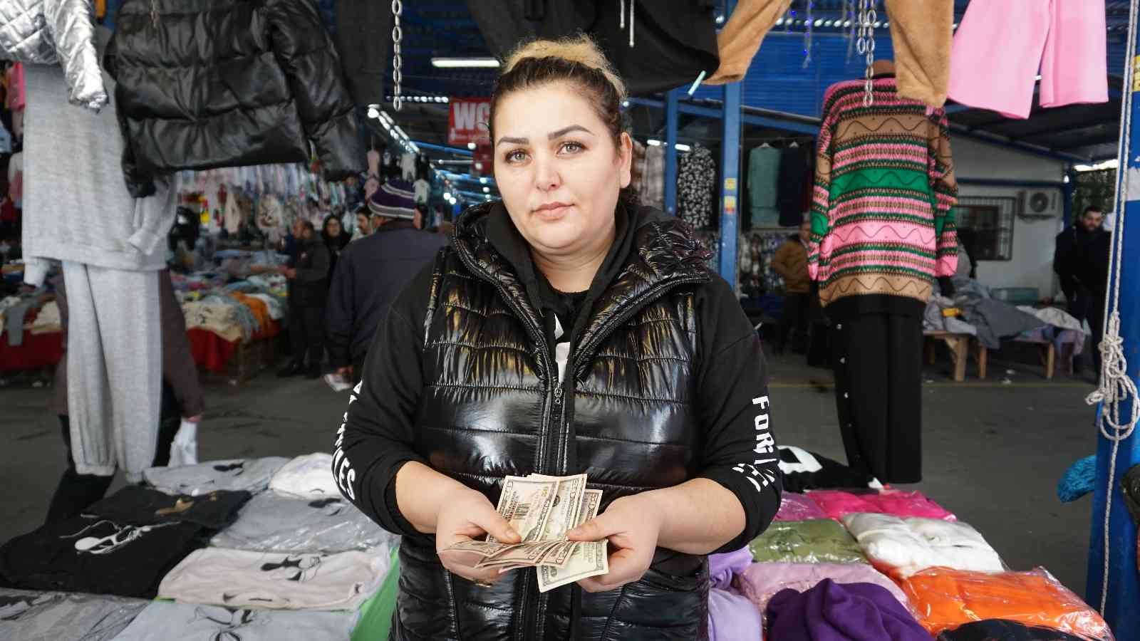 Pazar esnafına Bulgar turistten sahte dolar şoku #edirne