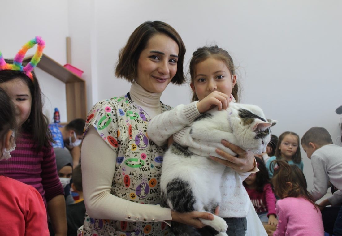 Minik öğrencilere hayvan sevgisi aşılanıyor #yozgat