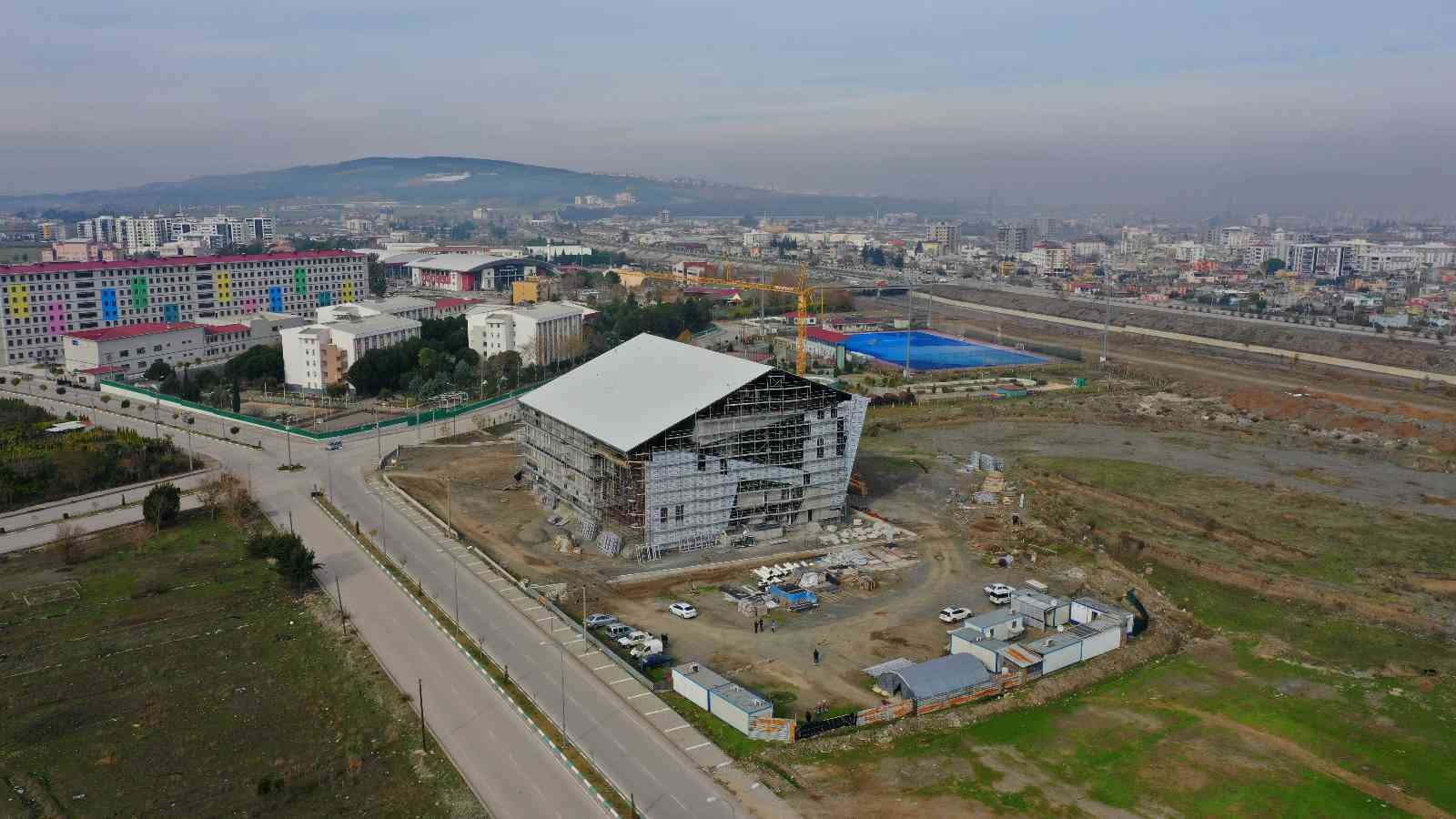 Sporcu fabrikası inşaatında sona gelindi #osmaniye
