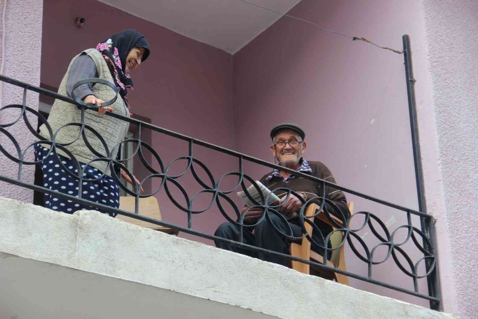 Aydın’da 81 yaşındaki Nevzat amca gençlere örnek oluyor #aydin