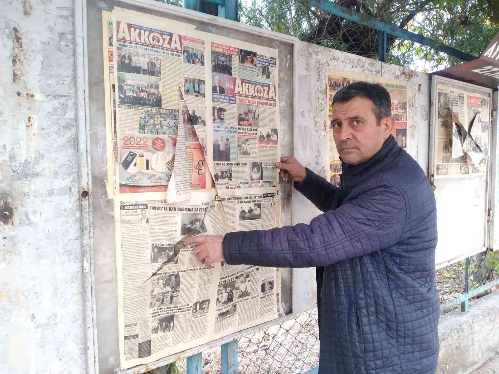 Yerel gazete panosuna çirkin saldırı #mersin
