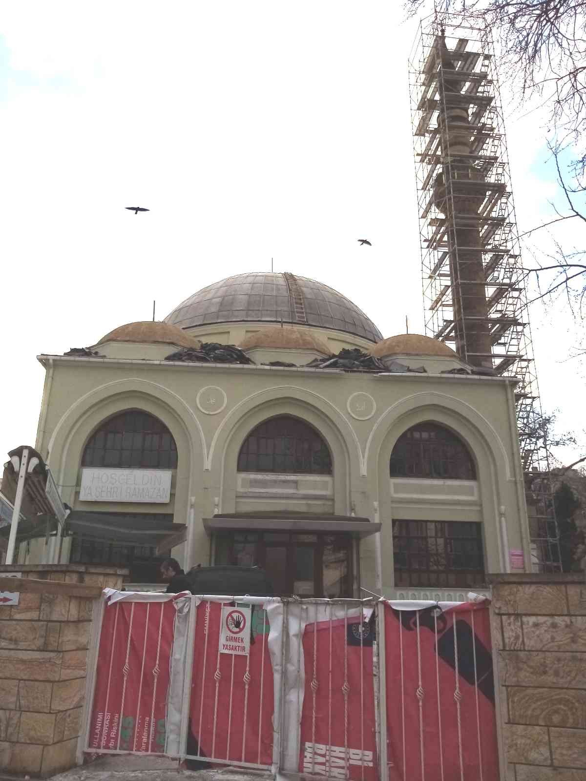 Bandırma’da tarihî Haydarçavuş Camii bakıma alındı #balikesir