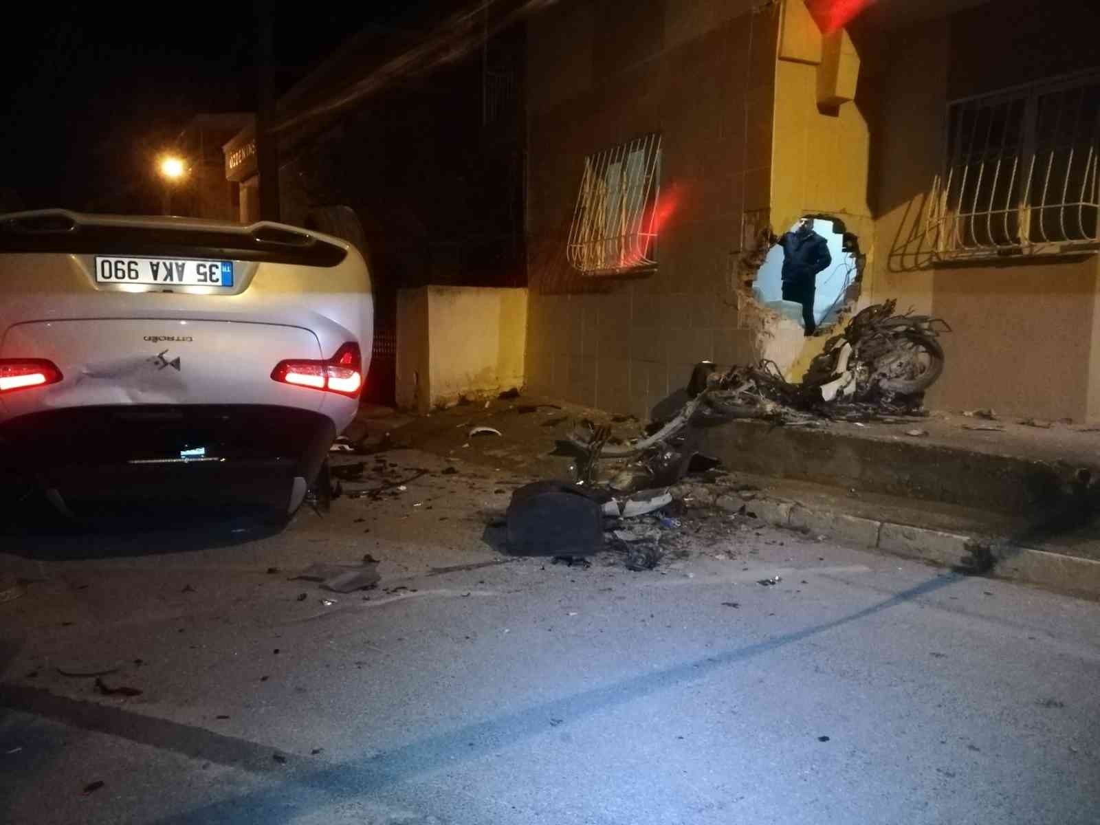 İzmir’de film sahnelerini aratmayan kovalamaca: İş yeri sahibi kovaladığı motosiklet hırsızı zanlısına otomobille çaptı: 1 ölü, 2 yaralı #izmir
