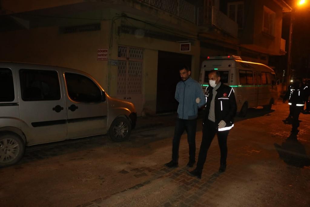 Ceyhan’da uyuşturucu operasyonu: 4 gözaltı #adana