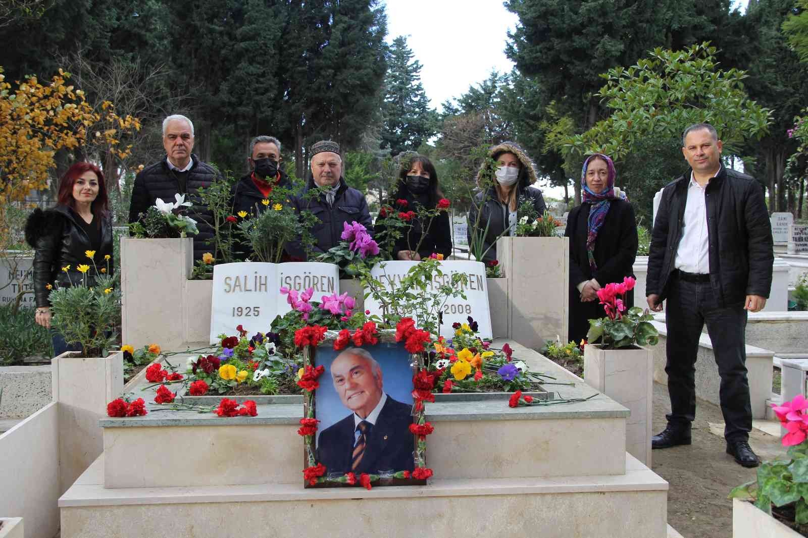 Hayırsever Salih İşgören vefatının 11. yılında kabrinde anıldı #izmir