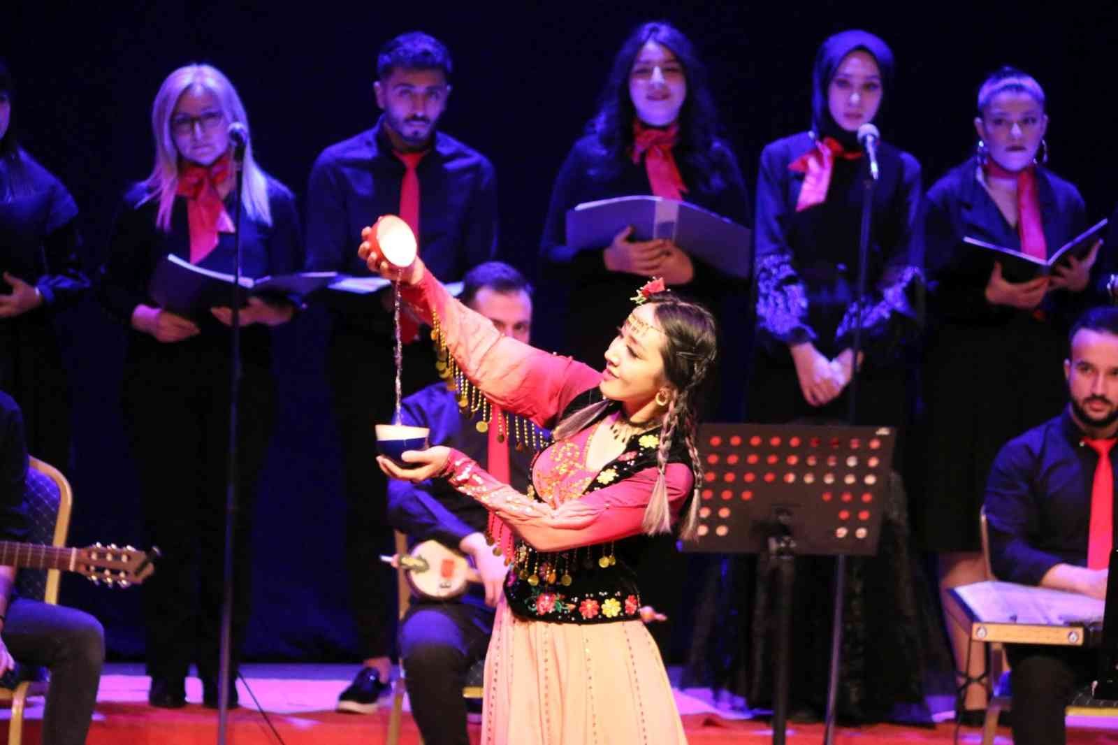 NEVÜ’lü öğrencilere Final Sınavı Öncesi ’Heybemdeki Türküler Konseri’ #nevsehir
