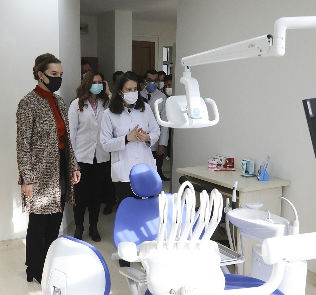 DEÜ Ağız ve Diş Sağlığı Uygulama ve Araştırma Merkezi açıldı #izmir
