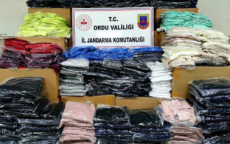 Ordu’da, 1 milyon TL’lik tekstil ürünü çalan hırsızlar yakalandı #ordu