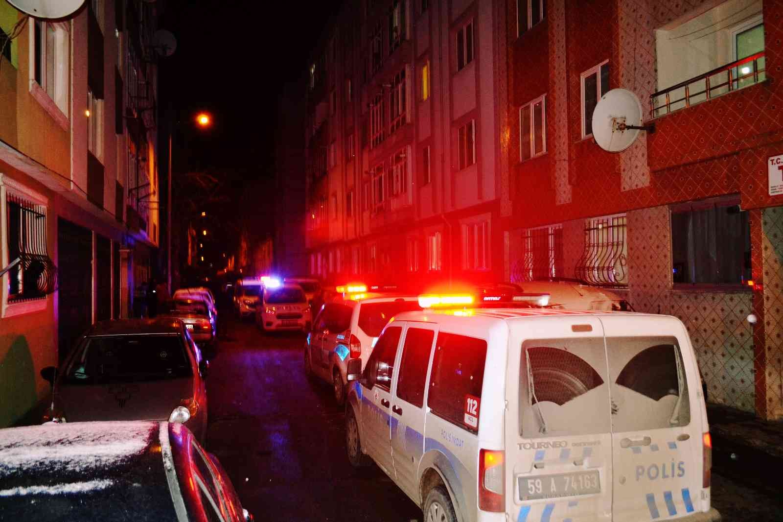 Çorlu’da yabancı uyruklu şahısların kavgası kanlı bitti: 2 yaralı #tekirdag