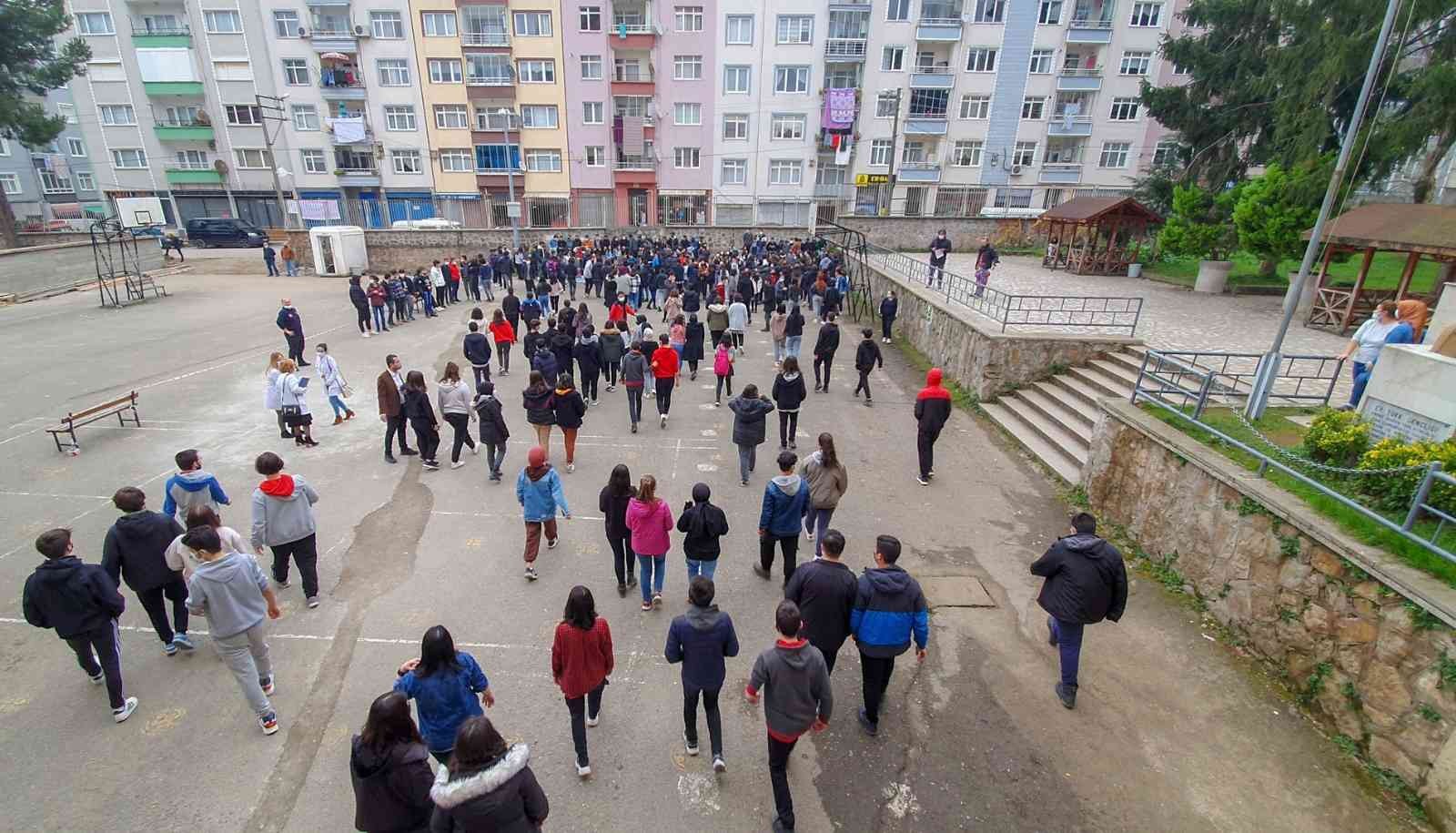 Giresun Belediyesi, öğrencilerle yangın tatbikatı gerçekleştirdi #giresun