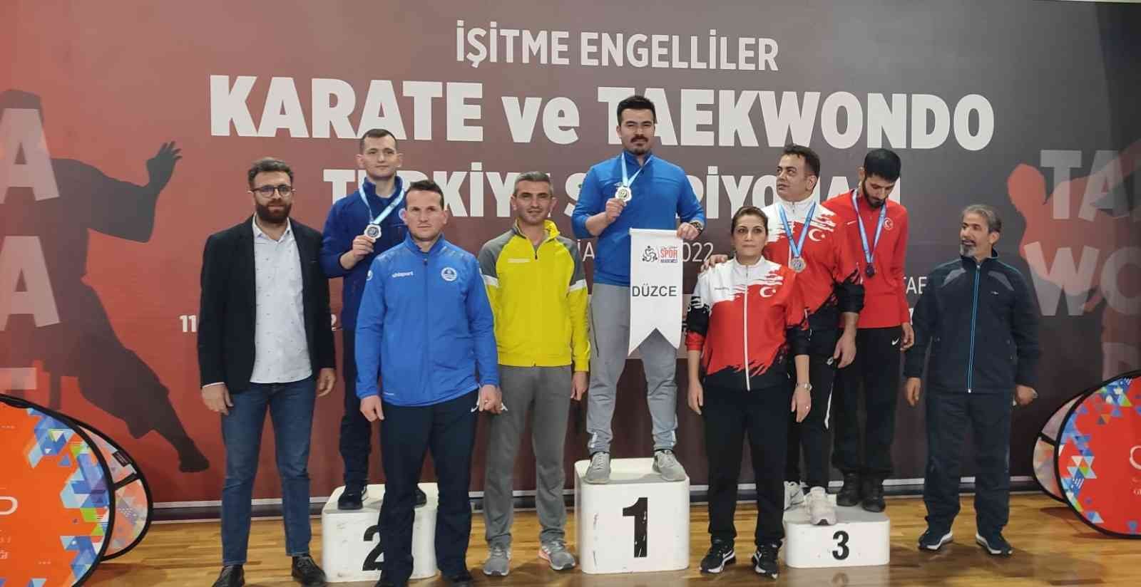 Dünya Şampiyonu Karateci Kıroğlu, olimpiyat vizesini aldı #duzce