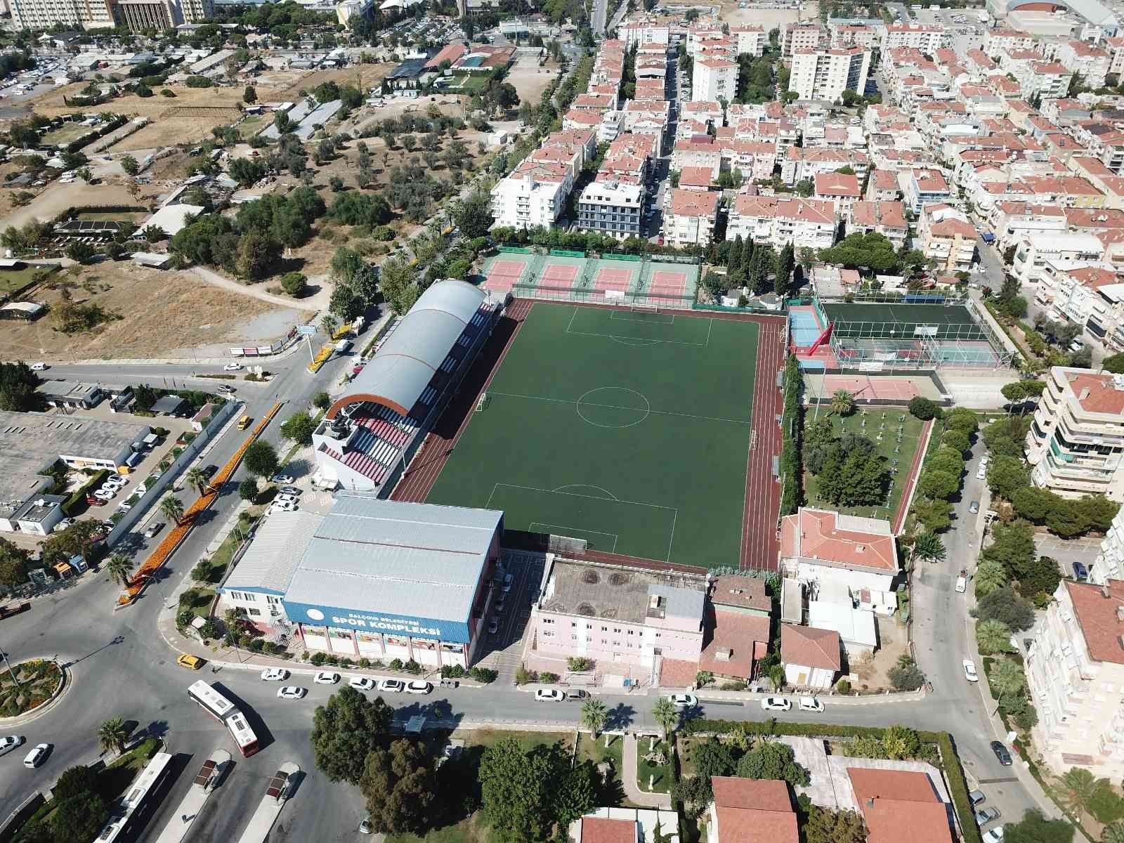 İzmirspor, maçlarını Balçova’da oynayacak #izmir