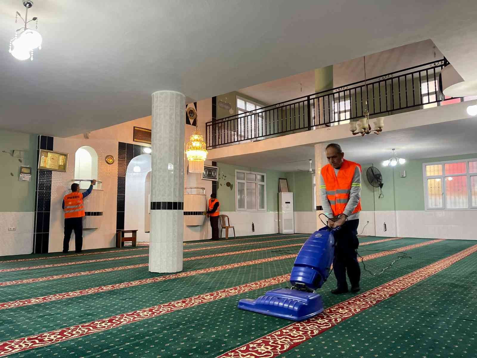 Seyhan’da ibadethaneler temizleniyor #adana