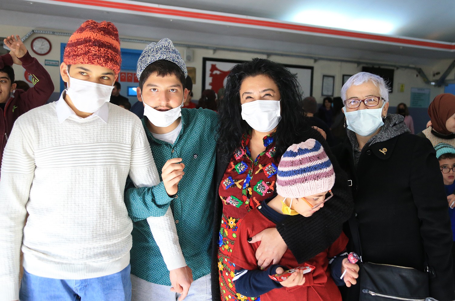 Pamukkale Belediyesi ‘Bir çocuk da sen ısıt’ projesi 2022’de de devam ediyor #denizli