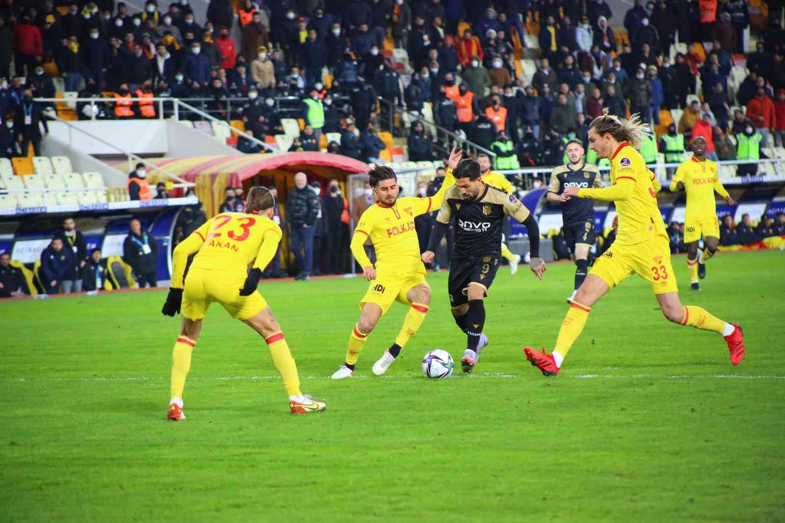 Süper Toto Süper Lig: Yeni Malatyaspor: 1 - Göztepe: 1 İilk yarı) #malatya